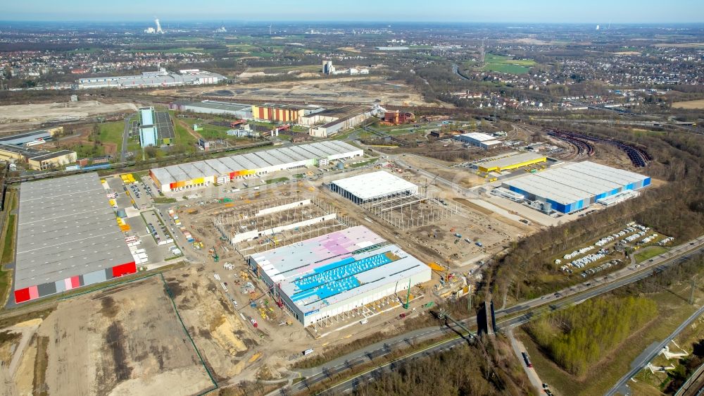 Dortmund aus der Vogelperspektive: Baustelle zum Neubau eines Gebäudekomplexes auf dem Gelände des Logistikzentrums des Internethändlers Amazon im Ortsteil Innenstadt-Nord in Dortmund im Bundesland Nordrhein-Westfalen