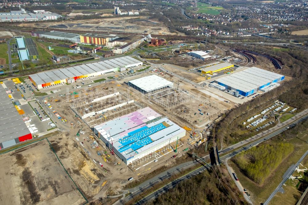 Dortmund aus der Vogelperspektive: Baustelle zum Neubau eines Gebäudekomplexes auf dem Gelände des Logistikzentrums des Internethändlers Amazon im Ortsteil Innenstadt-Nord in Dortmund im Bundesland Nordrhein-Westfalen