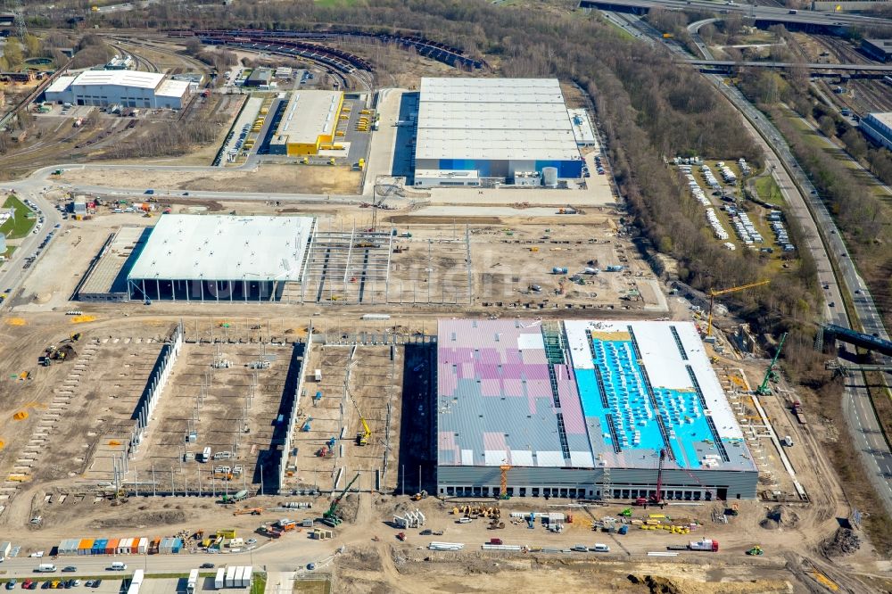 Dortmund aus der Vogelperspektive: Baustelle zum Neubau eines Gebäudekomplexes auf dem Gelände des Logistikzentrums des Internethändlers Amazon im Ortsteil Innenstadt-Nord in Dortmund im Bundesland Nordrhein-Westfalen