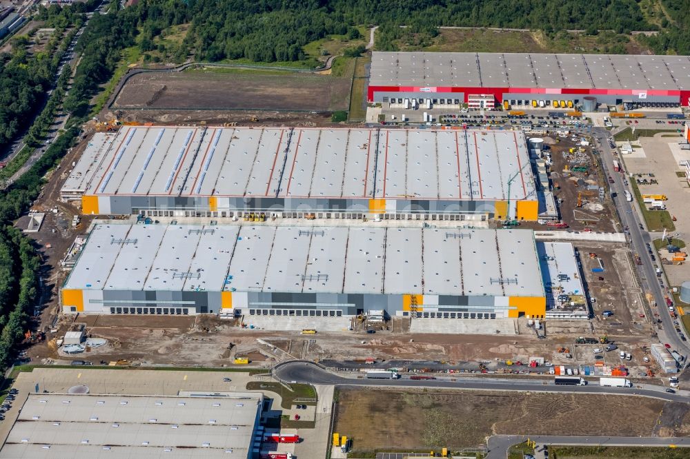 Dortmund aus der Vogelperspektive: Baustelle zum Neubau eines Gebäudekomplexes auf dem Gelände des Logistikzentrums des Internethändlers Amazon im Ortsteil Innenstadt-Nord in Dortmund im Bundesland Nordrhein-Westfalen