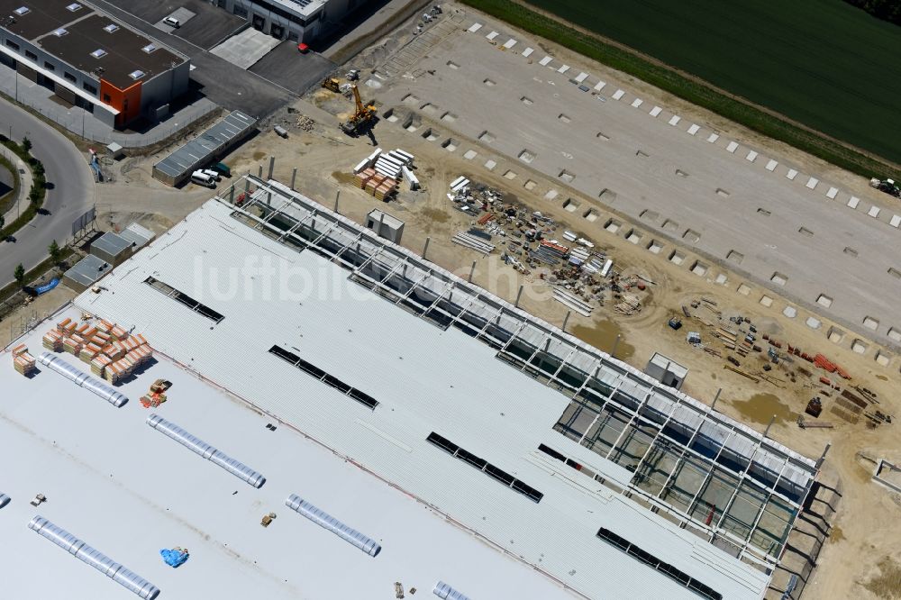 Olching von oben - Baustelle zum Neubau eines Gebäudekomplexes auf dem Gelände des Logistikzentrums MULTIPARK OLCHING im Ortsteil Geiselbullach in Olching im Bundesland Bayern, Deutschland