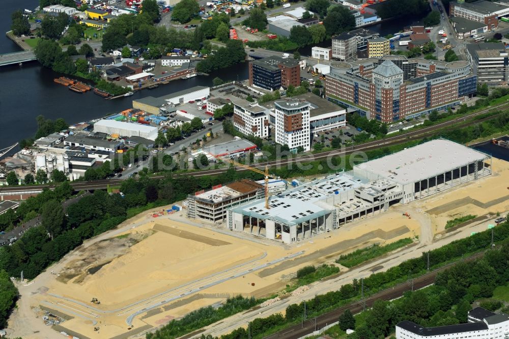 Hamburg aus der Vogelperspektive: Baustelle zum Neubau eines Gebäudekomplexes auf dem Gelände des Logistikzentrums der Sprinkenhof AG für die Opernwerkstätten der Staatsoper im Ortsteil Rothenburgsort in Hamburg, Deutschland