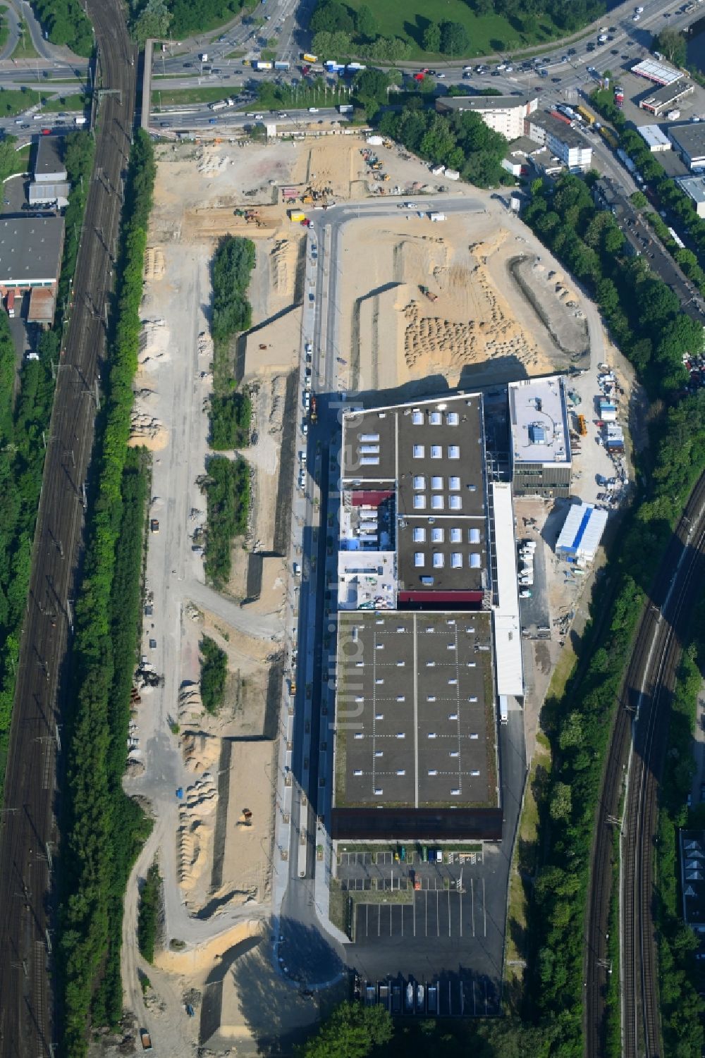 Luftbild Hamburg - Baustelle zum Neubau eines Gebäudekomplexes auf dem Gelände des Logistikzentrums der Sprinkenhof AG für die Opernwerkstätten der Staatsoper im Ortsteil Rothenburgsort in Hamburg, Deutschland