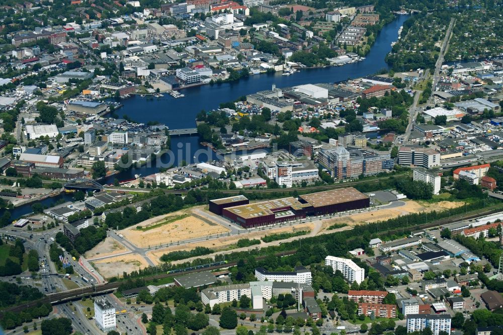 Hamburg aus der Vogelperspektive: Baustelle zum Neubau eines Gebäudekomplexes auf dem Gelände des Logistikzentrums der Sprinkenhof AG für die Opernwerkstätten der Staatsoper im Ortsteil Rothenburgsort in Hamburg, Deutschland