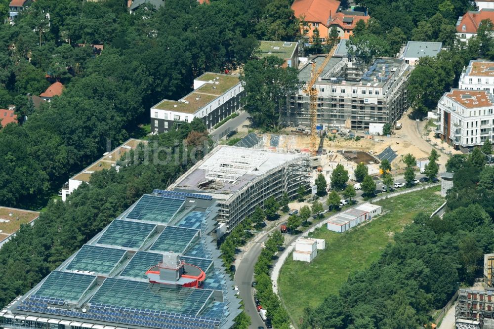 Potsdam aus der Vogelperspektive: Baustelle zum Neubau eines Gebäudekomplexes der Hochschule Filmuniversität Babelsberg KONRAD WOLF an der Marlene-Dietrich-Allee im Ortsteil Babelsberg in Potsdam im Bundesland Brandenburg, Deutschland