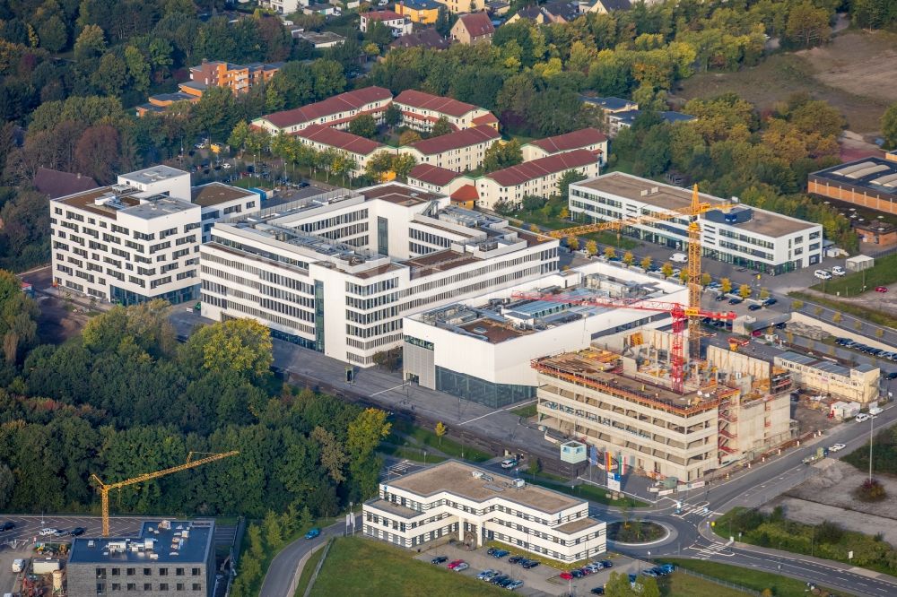 Luftaufnahme Bochum - Baustelle zum Neubau eines Gebäudekomplexes der Hochschule Hochschule für Gesundheit am Gesundheitscampus in Bochum im Bundesland Nordrhein-Westfalen, Deutschland