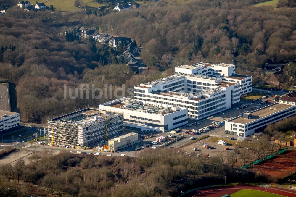 Luftaufnahme Bochum - Baustelle zum Neubau eines Gebäudekomplexes der Hochschule Hochschule für Gesundheit am Gesundheitscampus in Bochum im Bundesland Nordrhein-Westfalen, Deutschland