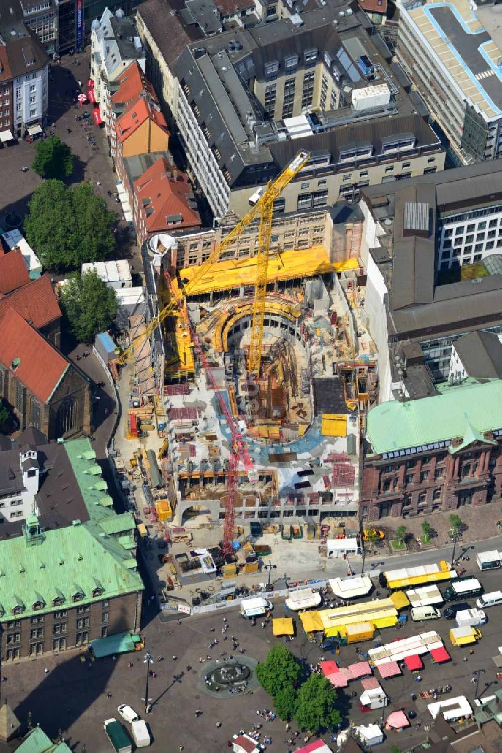 Luftaufnahme Bremen - Baustelle zum Neubau des Gebäudes der Bremer Landesbank am Rathaus und Dom zu Bremen