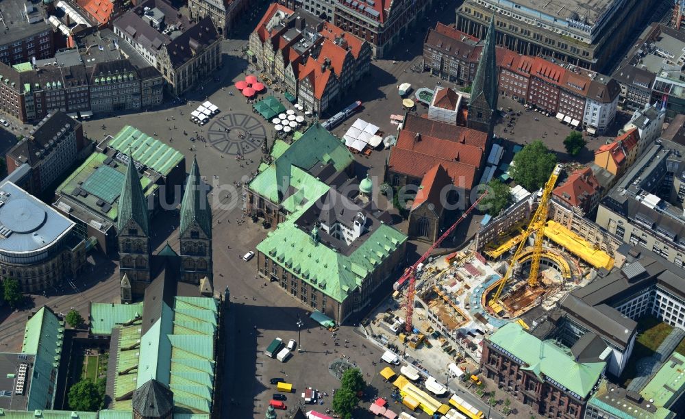 Luftaufnahme Bremen - Baustelle zum Neubau des Gebäudes der Bremer Landesbank am Rathaus und Dom zu Bremen