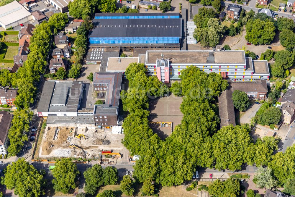 Luftbild Oberhausen - Baustelle zum Neubau eines Gebäudes mit Stadtteilbibliothek, Jugendzentrum und Aula der Gesamtschule Osterfeld in Oberhausen im Bundesland Nordrhein-Westfalen, Deutschland