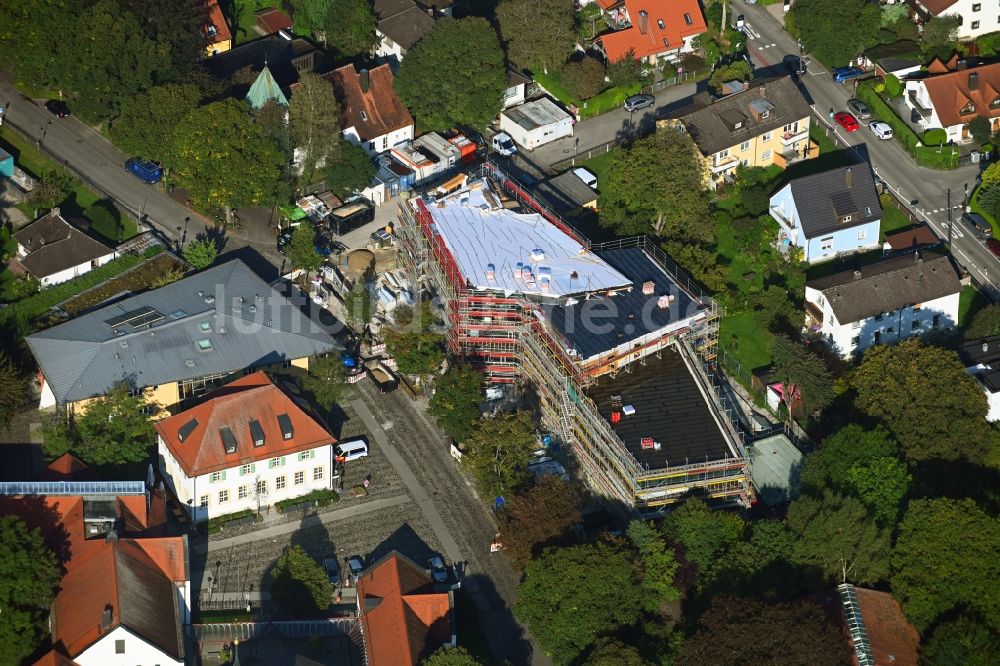 Gröbenzell aus der Vogelperspektive: Baustelle zum Neubau eines Gebäudes der Stadtverwaltung - Rathaus in Gröbenzell im Bundesland Bayern, Deutschland