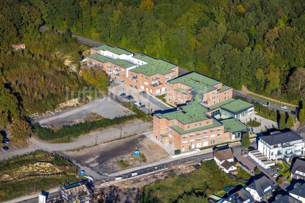 Bergkamen von oben - Baustelle zum Neubau eines Gesundheitszentrum und Ärztehauses und Haus für betreutes Wohnen auf dem Gelände der wohnvoll village in Bergkamen im Bundesland Nordrhein-Westfalen, Deutschland