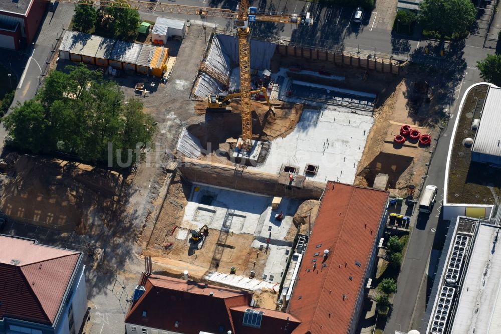 Luftbild Dresden - Baustelle zum Neubau eines Gesundheitszentrum und Ärztehauses des Nationalen Centrum für Tumorerkrankungen an der Mildred-Scheel-Straße im Ortsteil Altstadt in Dresden im Bundesland Sachsen, Deutschland