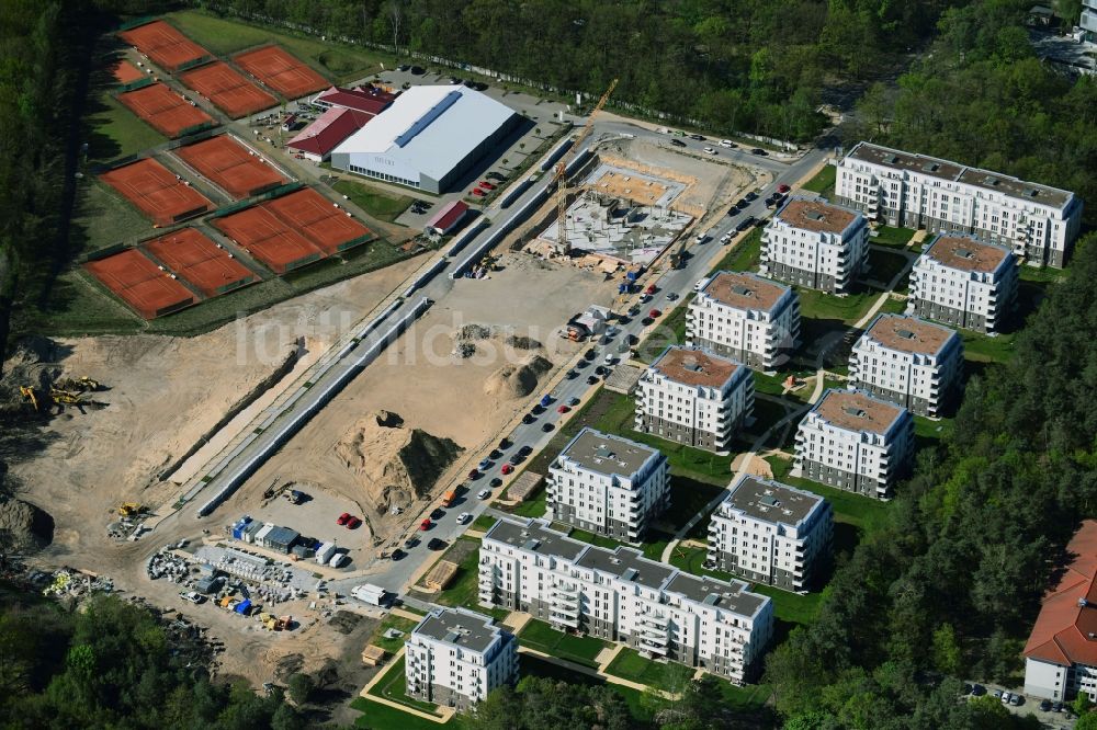 Potsdam von oben - Baustelle zum Neubau eines Gesundheitszentrum und Ärztehauses in Potsdam im Bundesland Brandenburg, Deutschland