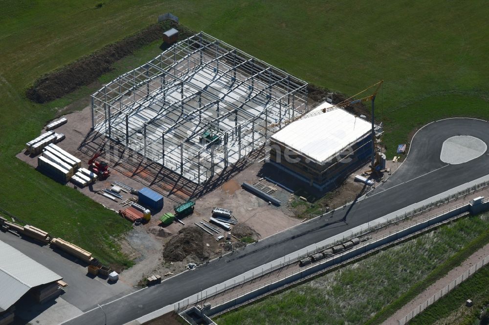 Schopfheim aus der Vogelperspektive: Baustelle zum Neubau einer Gewerbehalle in Stahlkonstruktion in Schopfheim im Bundesland Baden-Württemberg, Deutschland