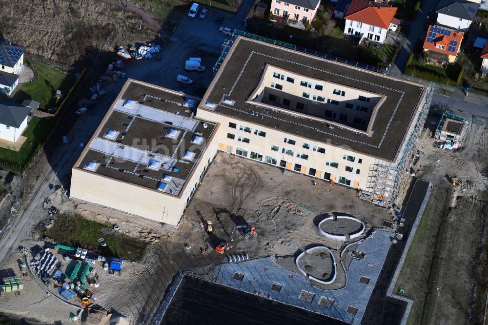 Berlin von oben - Baustelle zum Neubau einer Grundschule am Habichtshorst im Stadtteil Biesdorf im Bezirk Marzahn-Hellersdorf in Berlin