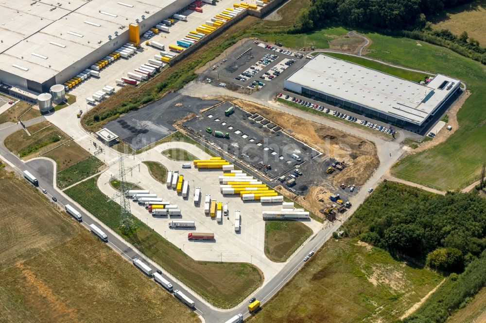 Luftaufnahme Werne - Baustelle zum Neubau einer Halle an der Raiffeisenstraße in Werne im Bundesland Nordrhein-Westfalen, Deutschland