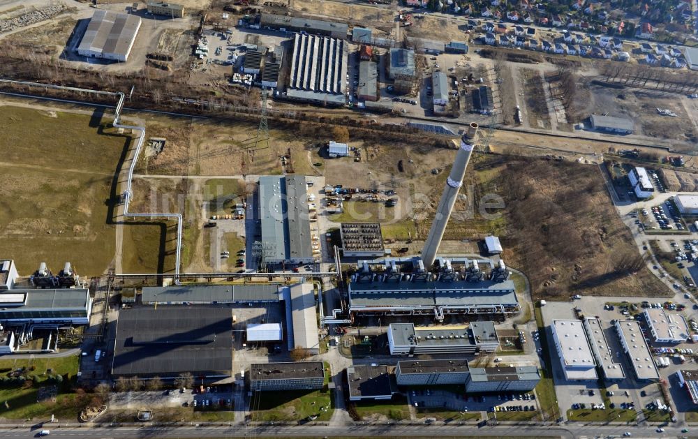 Luftbild Berlin - Baustelle zum Neubau des Heizkraftwerkes - Kraft-Wärme-Kopplungsanlage im Ortsteil Marzahn in Berlin, Deutschland