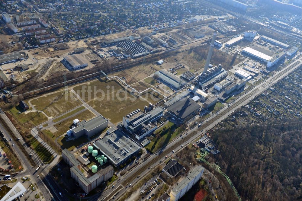 Berlin von oben - Baustelle zum Neubau des Heizkraftwerkes - Kraft-Wärme-Kopplungsanlage im Ortsteil Marzahn in Berlin, Deutschland