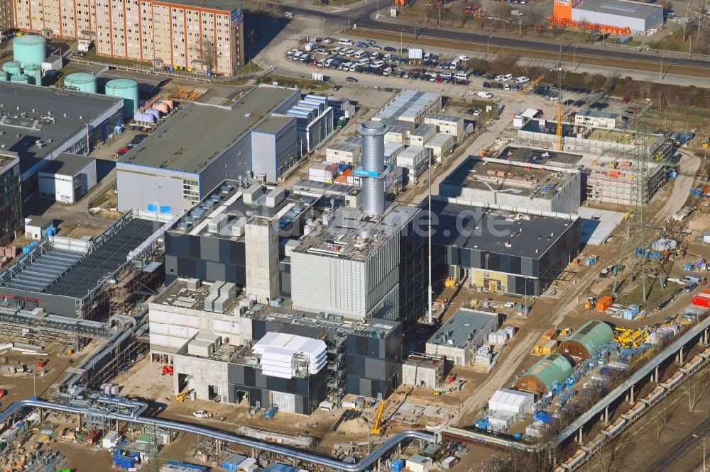 Berlin aus der Vogelperspektive: Baustelle zum Neubau des Heizkraftwerkes - Kraft-Wärme-Kopplungsanlage im Ortsteil Marzahn in Berlin, Deutschland