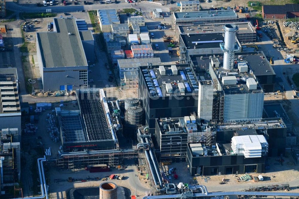 Berlin von oben - Baustelle zum Neubau des Heizkraftwerkes - Kraft-Wärme-Kopplungsanlage im Ortsteil Marzahn in Berlin, Deutschland