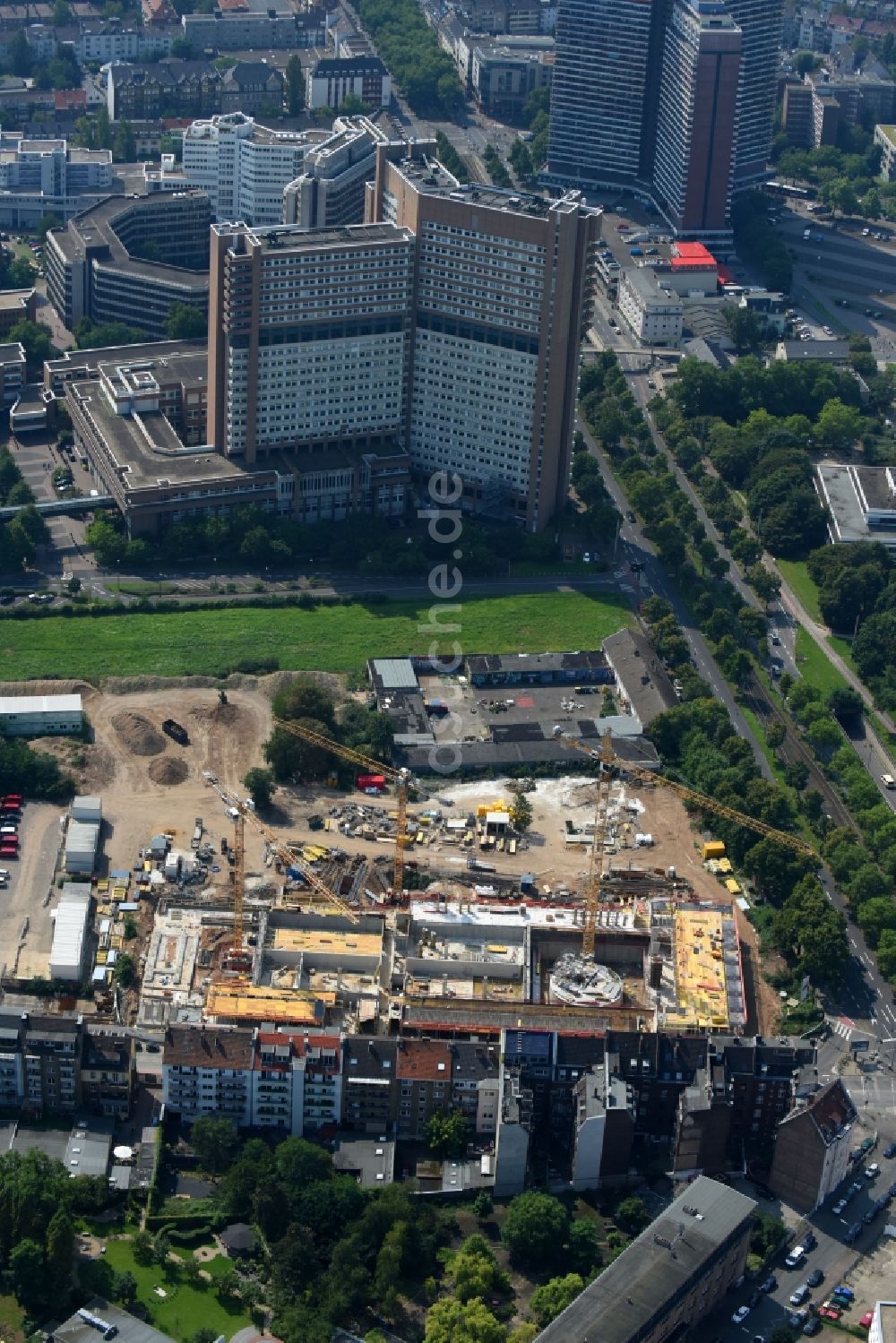 Köln aus der Vogelperspektive: Baustelle zum Neubau Historisches Archiv der Stadt Köln am Eifelwall im Ortsteil Lindenthal in Köln im Bundesland Nordrhein-Westfalen - NRW, Deutschland