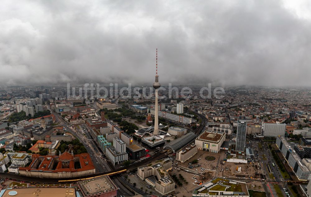 Luftaufnahme Berlin - Baustelle zum Neubau des Hochhaus- Gebäudekomplexes ALX in Berlin, Deutschland