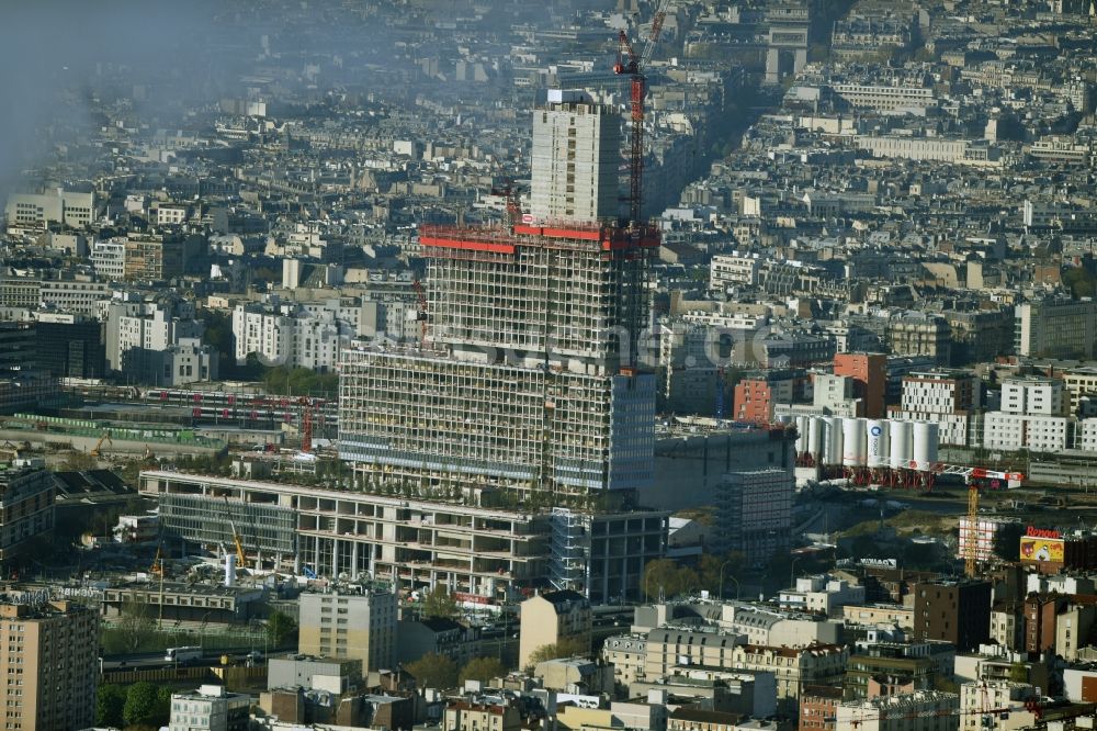 Luftaufnahme Paris - Baustelle zum Neubau des Hochhaus- Gebäudekomplexes des Justiz- Palast T.G.I. Batignolles in Paris in Ile-de-France, Frankreich