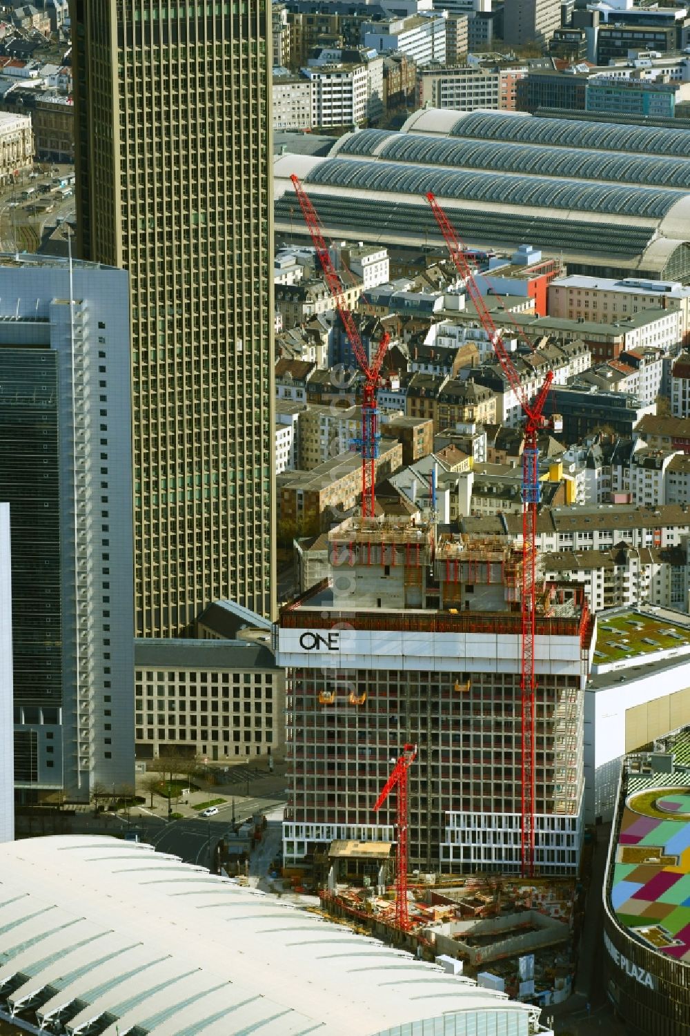 Luftbild Frankfurt am Main - Baustelle zum Neubau des Hochhaus- Gebäudekomplexes ONE im Ortsteil Gallus in Frankfurt am Main im Bundesland Hessen, Deutschland