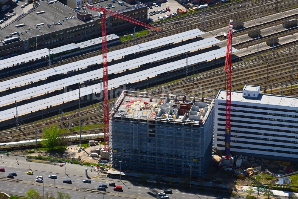 Berlin von oben - Baustelle zum Neubau des Hochhaus- Gebäudekomplexes Q218 im Ortsteil Lichtenberg in Berlin, Deutschland