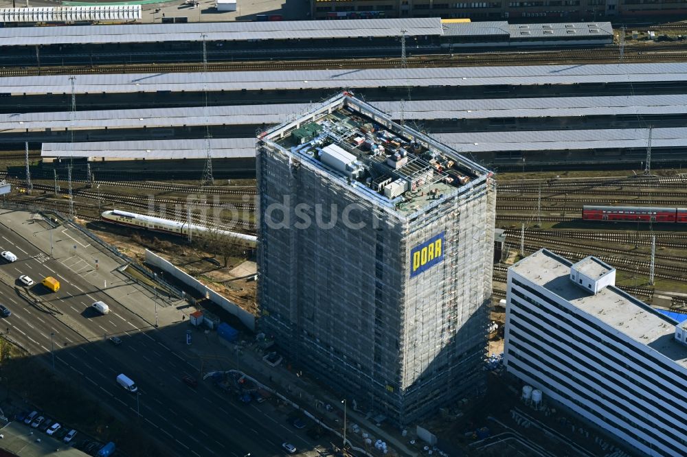 Berlin von oben - Baustelle zum Neubau des Hochhaus- Gebäudekomplexes Q218 im Ortsteil Lichtenberg in Berlin, Deutschland