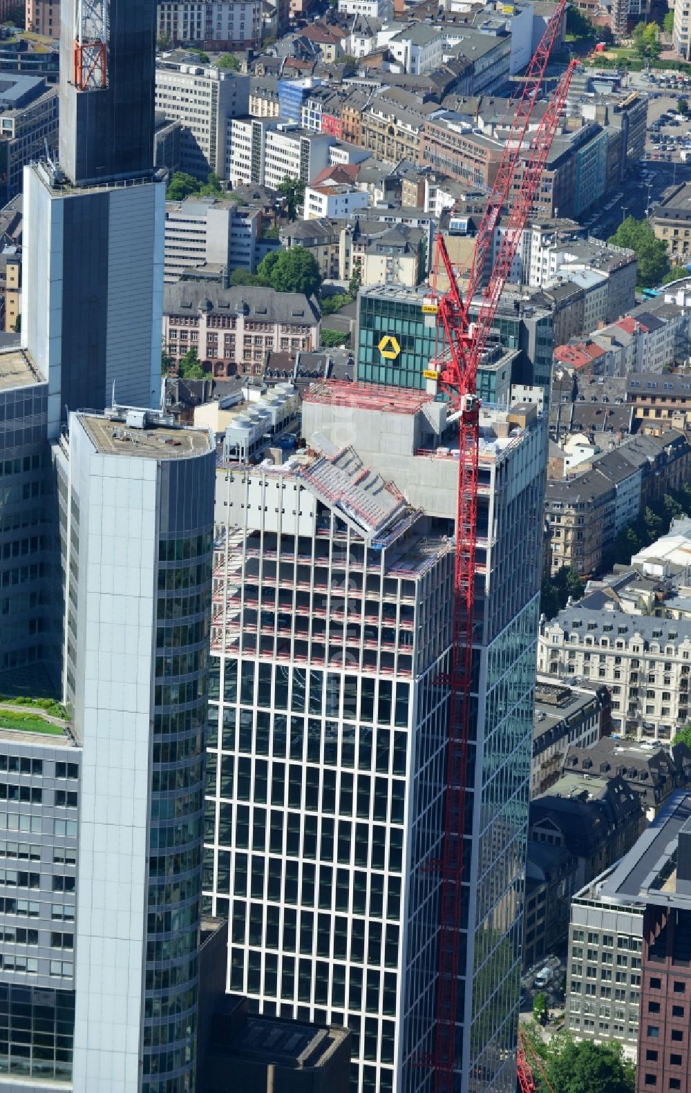 Frankfurt am Main von oben - Baustelle zum Neubau des Hochhaus- Gebäudekomplexes Taunusturm in Frankfurt am Main im Bundesland Hessen, Deutschland