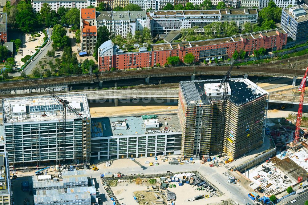 Berlin von oben - Baustelle zum Neubau des Hochhaus- Gebäudekomplexes Upbeat im Ortsteil Moabit in Berlin, Deutschland