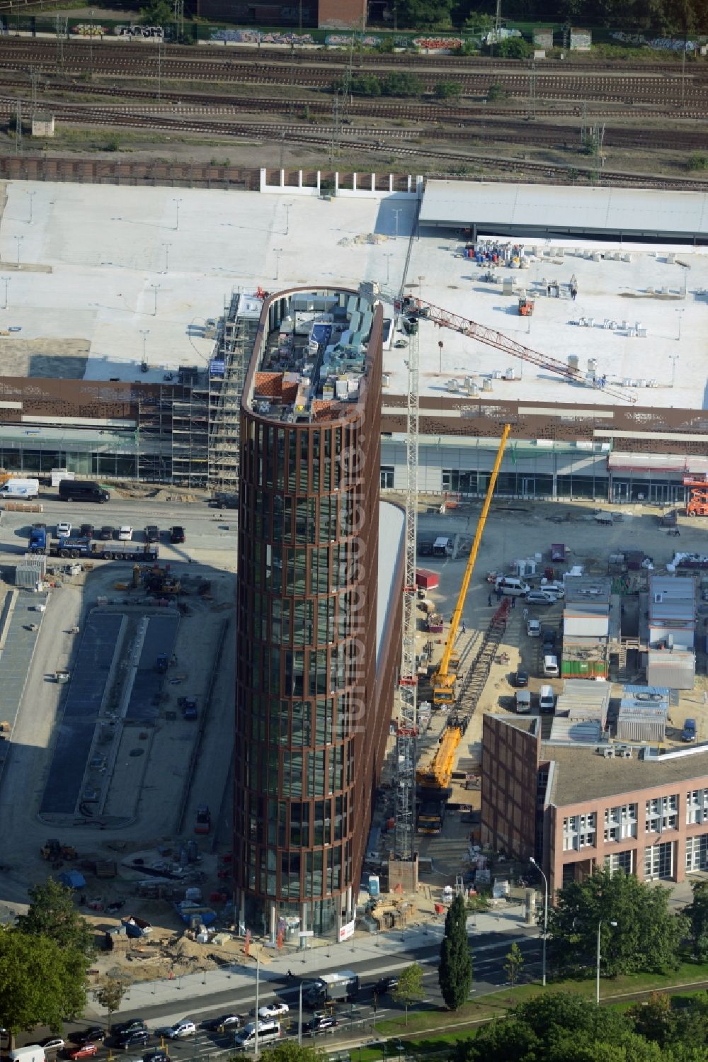 Luftaufnahme Braunschweig - Baustelle zum Neubau des Hochhauses am BRAWOPARK der Volksbank in Braunschweig im Bundesland Niedersachsen