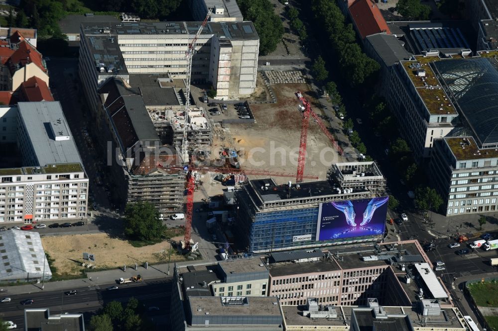 Luftbild Berlin - Baustelle zum Neubau Hotel am Petriplatz in Berlin