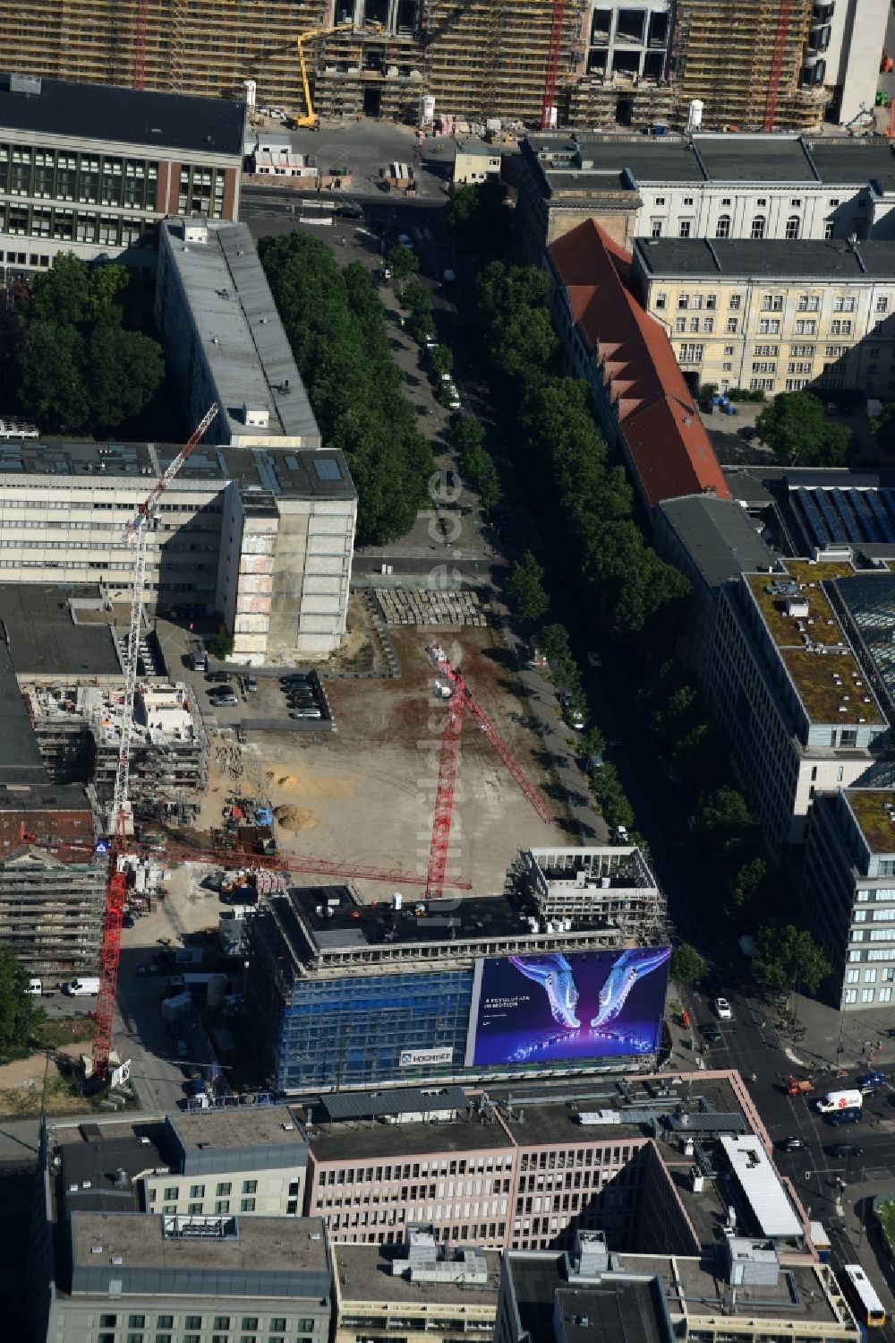 Luftaufnahme Berlin - Baustelle zum Neubau Hotel am Petriplatz in Berlin