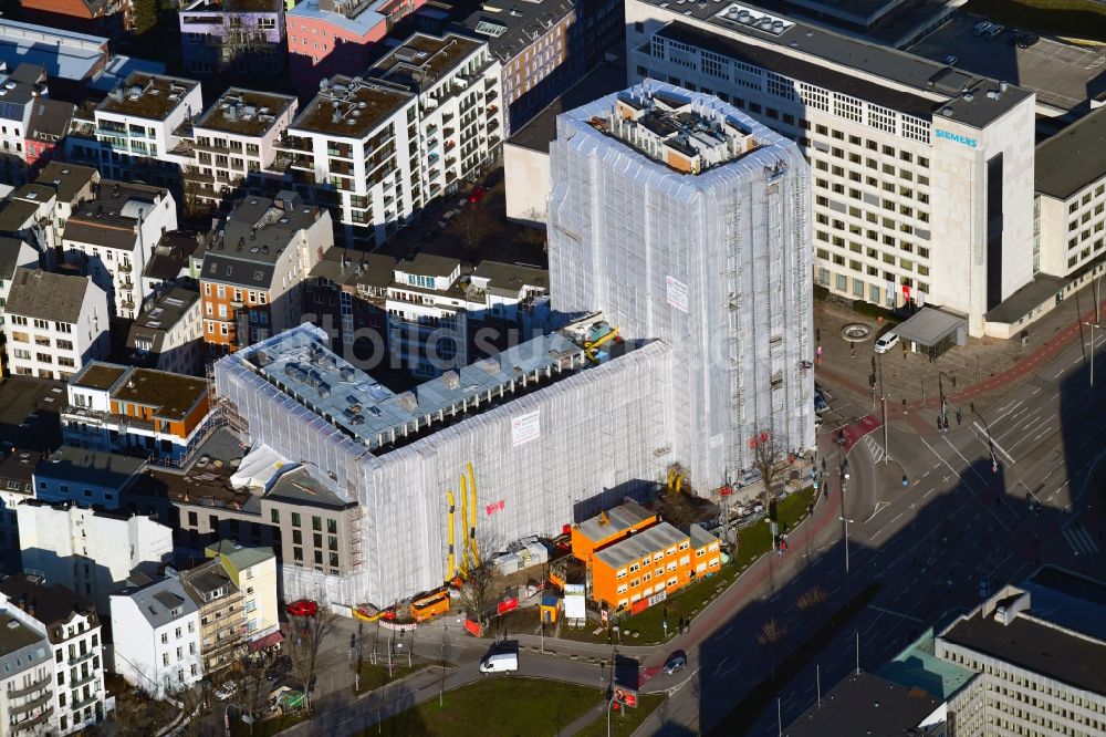 Luftaufnahme Hamburg - Baustelle zum Neubau der Hotelanlage Adenauerallee Ecke Lindenstraße im Ortsteil St. Georg in Hamburg, Deutschland