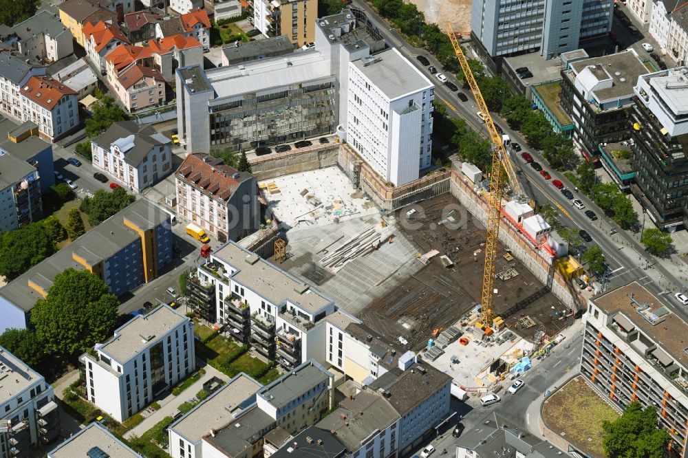 Offenbach am Main aus der Vogelperspektive: Baustelle zum Neubau der Hotelanlage Bahnhofstraße - Luisenstraße im Ortsteil Nordend in Offenbach am Main im Bundesland Hessen, Deutschland