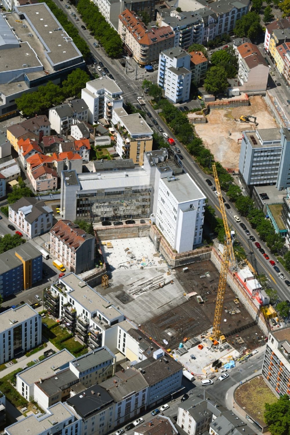 Luftbild Offenbach am Main - Baustelle zum Neubau der Hotelanlage Bahnhofstraße - Luisenstraße im Ortsteil Nordend in Offenbach am Main im Bundesland Hessen, Deutschland