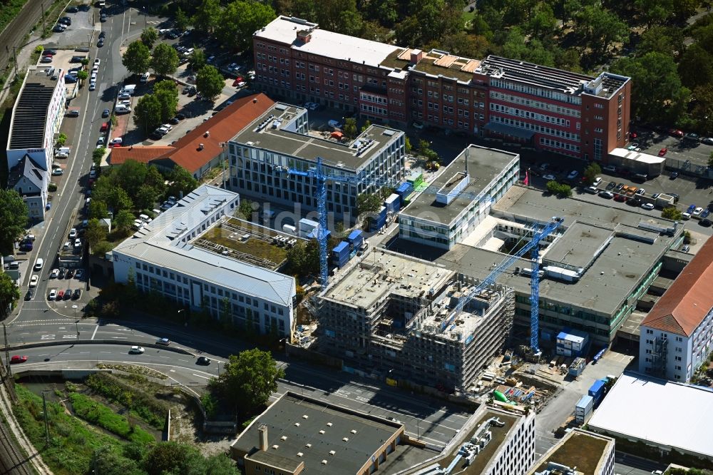 Luftbild Würzburg - Baustelle zum Neubau der Hotelanlage und eines Callcenters des Projekts Campus Mitte an der Schweinfurter Straße im Ortsteil Altstadt in Würzburg im Bundesland Bayern, Deutschland