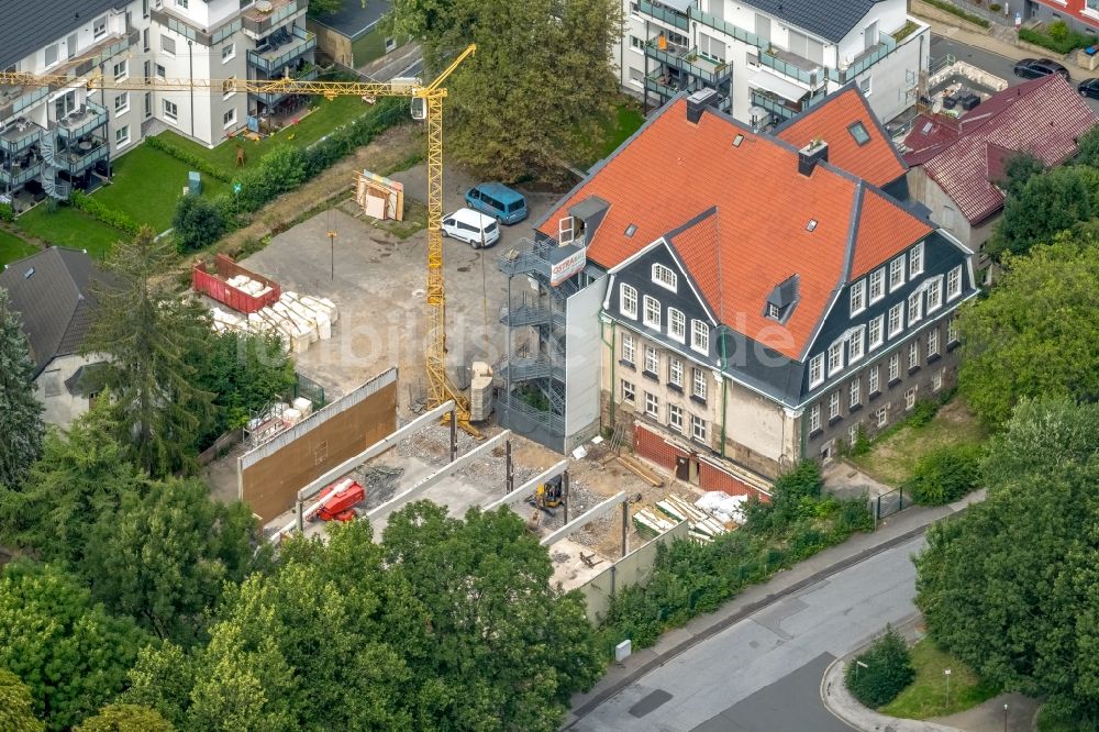 Luftaufnahme Schwelm - Baustelle zum Neubau der Hotelanlage Hotel Alte Schule Westfalendamm am Westfalendamm in Schwelm im Bundesland Nordrhein-Westfalen - NRW, Deutschland