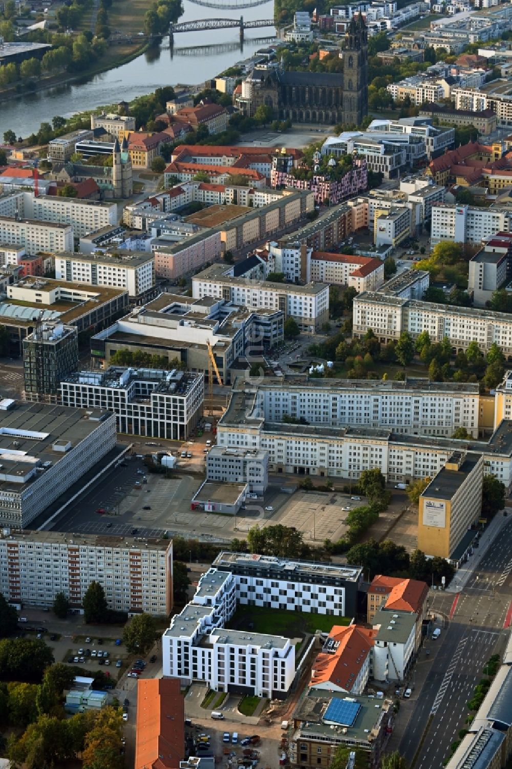 Luftbild Magdeburg - Baustelle zum Neubau der Hotelanlage Julius-Bremer-Straße - Max-Otten-Straße - Otto-von-Guericke-Straße in Magdeburg im Bundesland Sachsen-Anhalt, Deutschland