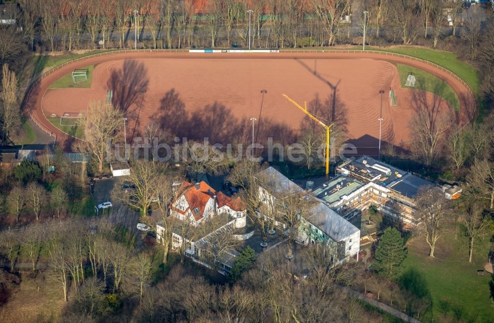 Luftaufnahme Herne - Baustelle zum Neubau der Hotelanlage Parkhotel Herne an der Schaeferstraße in Herne im Bundesland Nordrhein-Westfalen, Deutschland