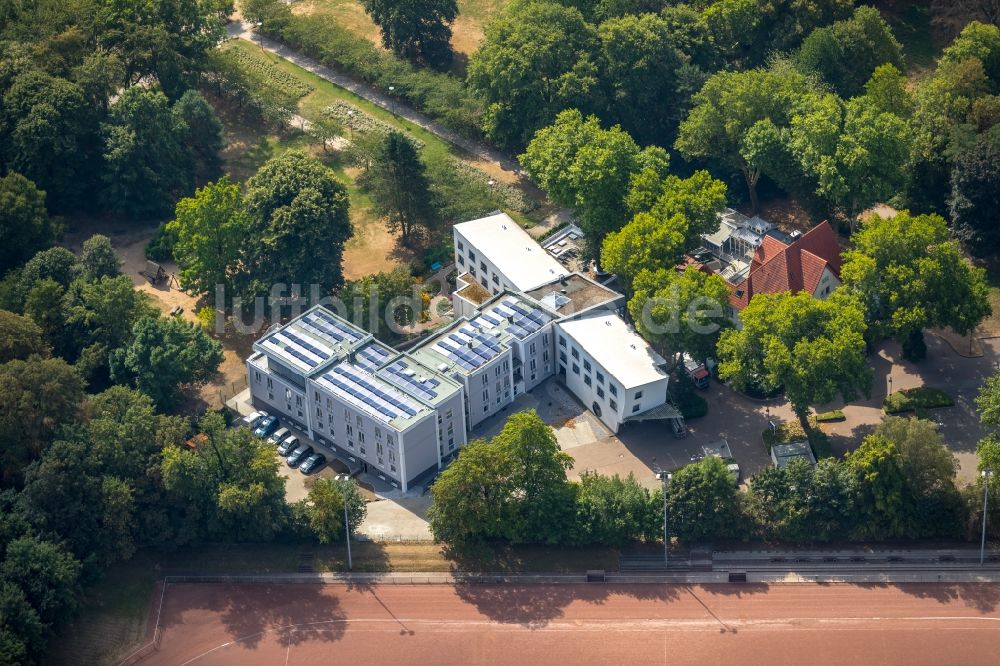 Luftaufnahme Herne - Baustelle zum Neubau der Hotelanlage Parkhotel Herne an der Schaeferstraße in Herne im Bundesland Nordrhein-Westfalen, Deutschland