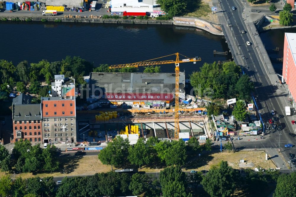 Luftaufnahme Berlin - Baustelle zum Neubau der Hotelanlage am Stralauer Platz in Berlin, Deutschland