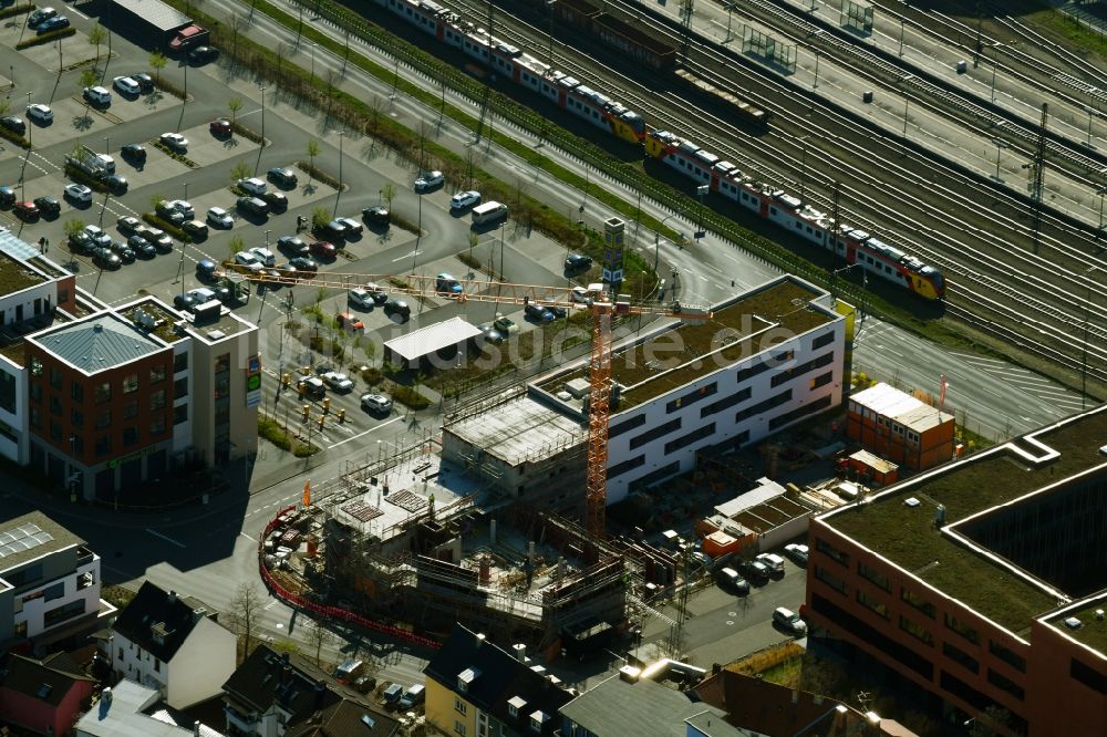 Luftbild Aschaffenburg - Baustelle zum Neubau der Hotelanlage zur Erweiterung des B&B Hotel Aschaffenburg an der Heinrich-Böll-Straße im Ortsteil Damm in Aschaffenburg im Bundesland Bayern, Deutschland