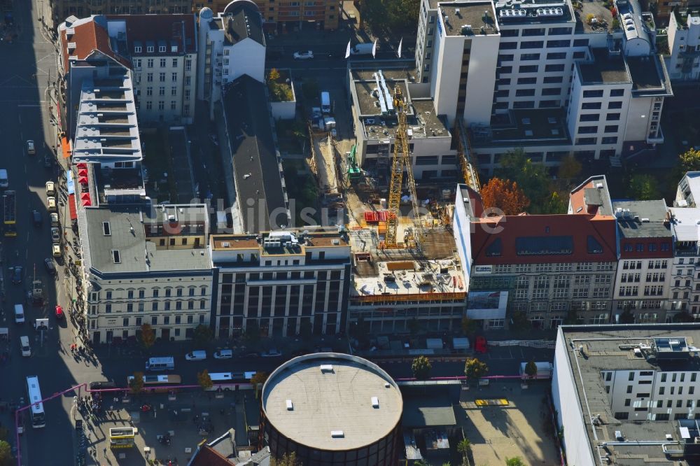 Berlin von oben - Baustelle zum Neubau der IDEAL Versicherung AG Aktiengesellschaft an der Zimmerstraße im Ortsteil Mitte in Berlin, Deutschland