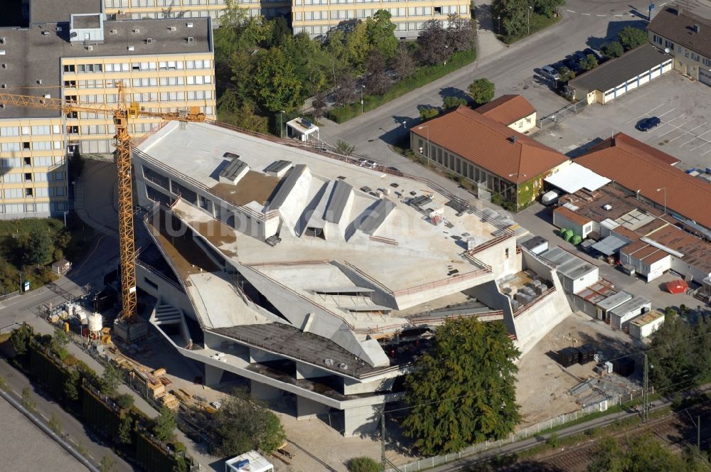 Pullach im Isartal von oben - Baustelle zum Neubau Kantineneubau der Linde AG an der Doktor- Carl- von- Linde- Straße in Pullach im Isartal im Bundesland Bayern