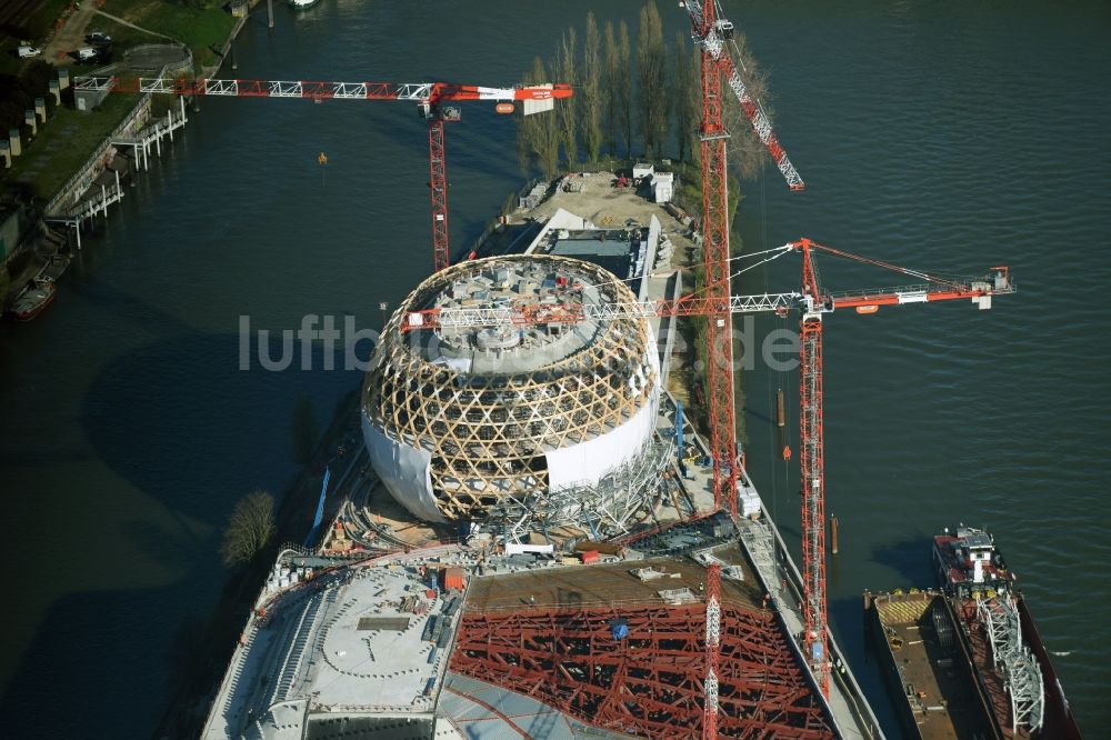 Sèvres Sevres aus der Vogelperspektive: Baustelle zum Neubau des Konzerthauses Le dome de la Cité Musicale in Sèvres Sevres in Ile-de-France, Frankreich