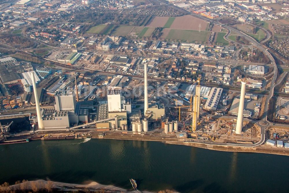 Luftbild Mannheim - Baustelle zum Neubau der Kraftwerksanlagen des Heizkraftwerkes GKM Block 6 im Ortsteil Neckarau in Mannheim im Bundesland Baden-Württemberg, Deutschland